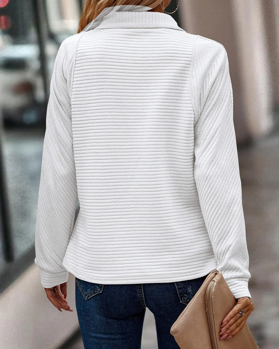 Mai - V Neck Sweater